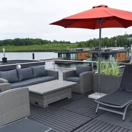 Tekne Hausboot Dolce