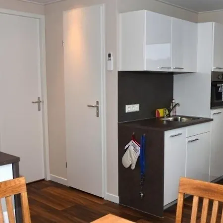 Tekne Hausboot Dolce Klitten