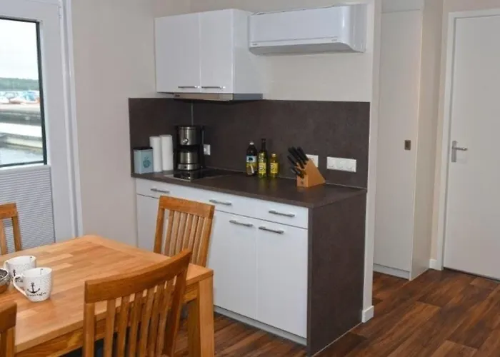 Hausboot Dolce Hotel na wodzie Klitten